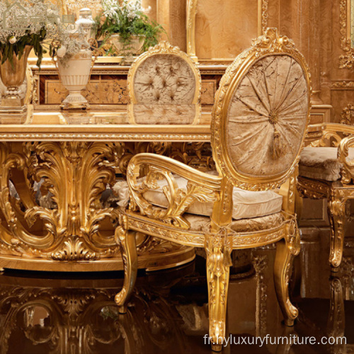 Table de salle à manger longue sculptée antique en bois massif de style français